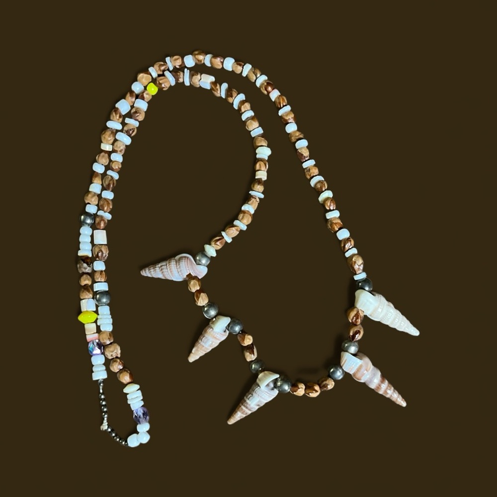 Natural Shell and Bead Pull Over Necklace Unisex Random Yellow Beads